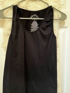 Gloria Vanderbilt Black Scoop Neck Tank